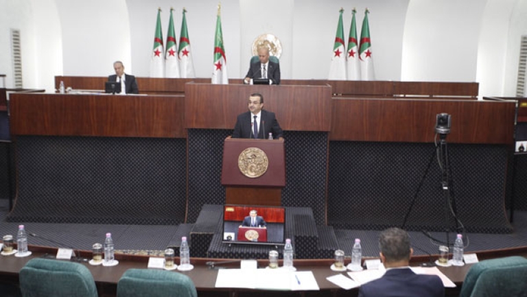 تسليم عدة مشاريع وفتح مناصب شغل هذه السنة