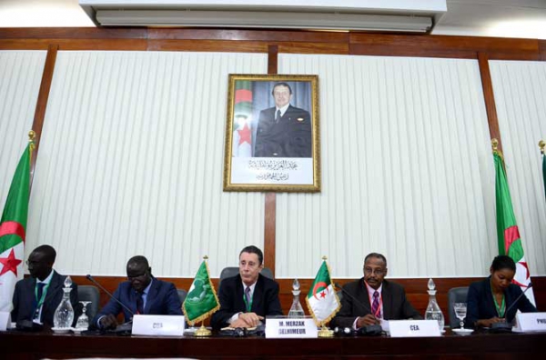 الجزائر تدعو إلى تبنّي موقف مشترك لما بعد 2015 �