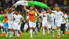 المجاهدون يهنّئون ”الخضر”
