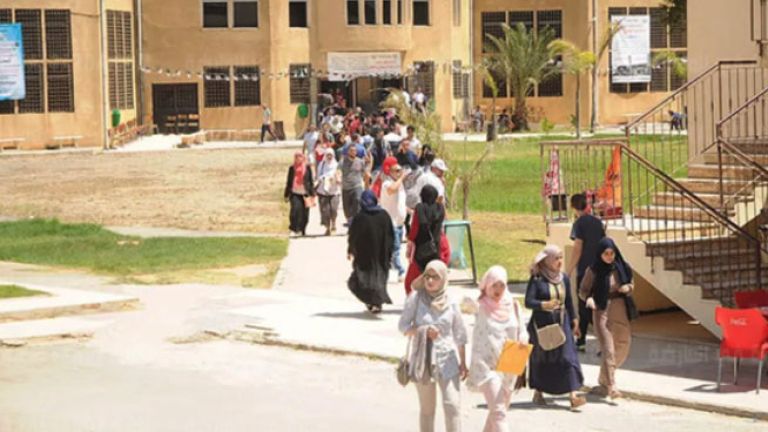 جامعات "الإصلاحات" تفتح أبوابها