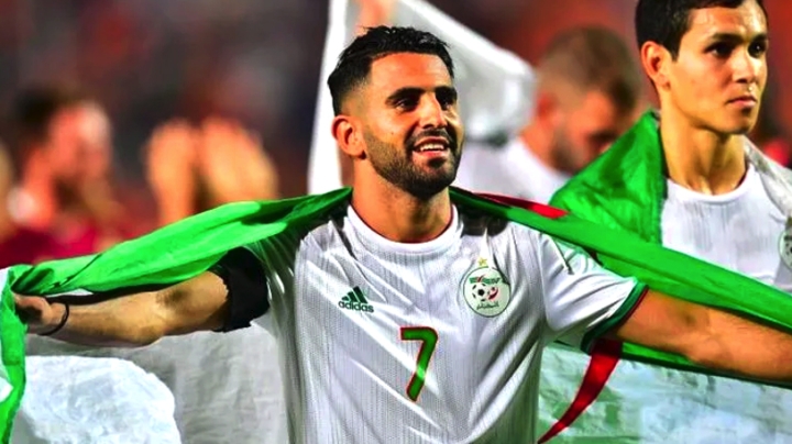 محرز يتحدّث عن الاعتزال وأهدافه في "الكان" والمونديال