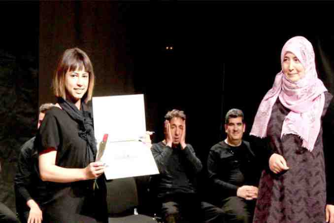 اختتام أول دورة للدروس المسائية حول المسرح