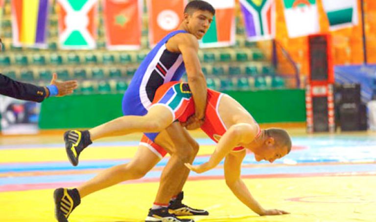 14 رياضيا في تربص السويدانية