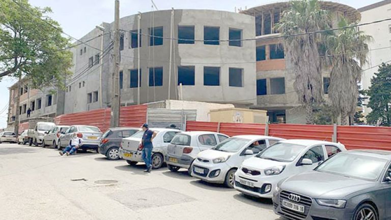 تسليم ثانوية "زيدان المخفي" ببوزريعة مع الدخول المقبل
