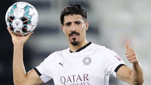  المهاجم الدولي الجزائري، بغداد بونجاح