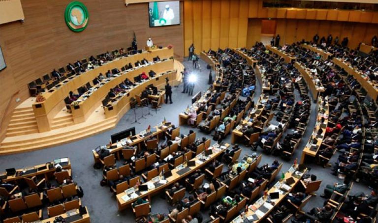 الاتحاد الإفريقي يصر على دور أكبر لتسوية الأزمة الليبية