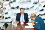 طريق ثالث تؤجل فيه «الخلافات» بين المعارضة والسلطة