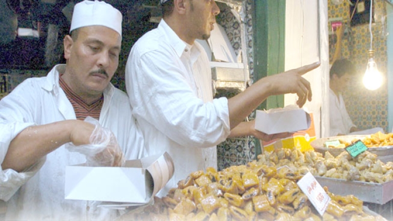 مساع لمحو مخلفات &quot;كوفيد&quot;.. أملا في عيد سعيد