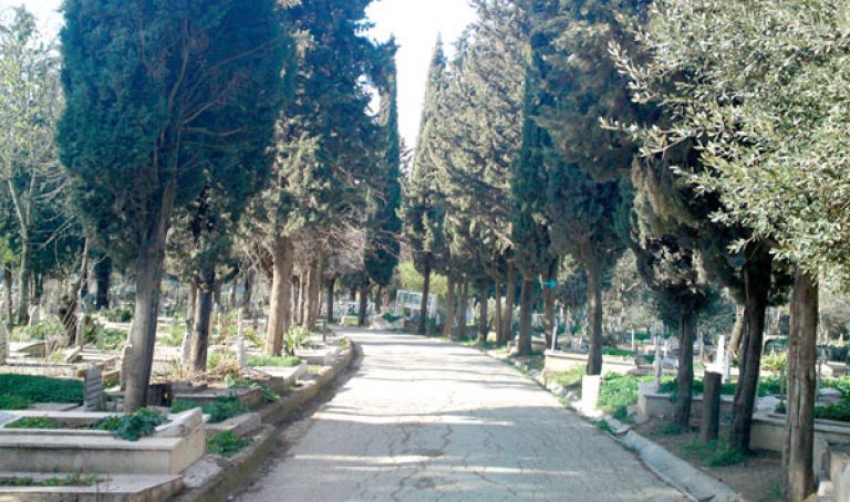 السكان يطالبون بتخصيص موقع جديد لدفن موتاهم