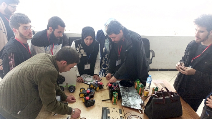 مواهب طلابية شابة تبحث عن الدعم والتأطير