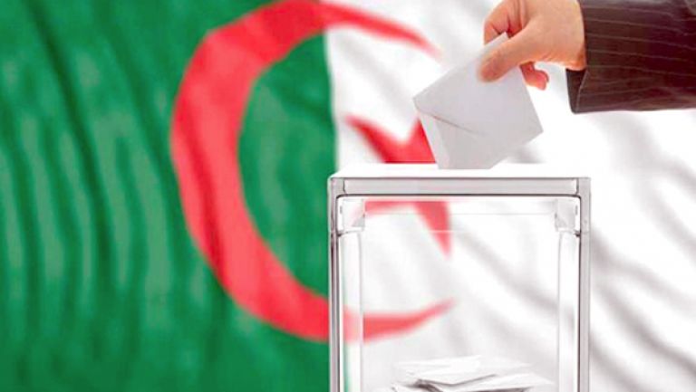 أحزاب تستقطب القوى الحية لتحقيق النصاب