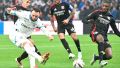 أولمبيك مرسيليا الفرنسي يتزين بألوان الجزائر