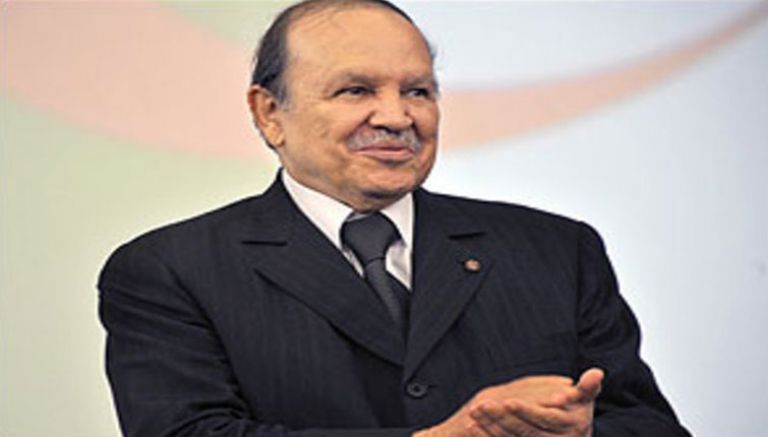 الرئيس بوتفليقة يهنّئ الرئيس بوروشينكو