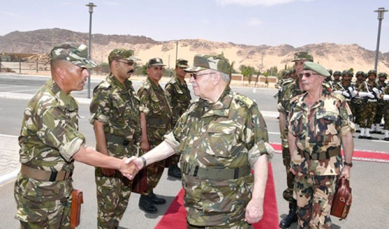 عزّة الجزائر تستوجب الاتصاف  بمعالم القوة العسكرية