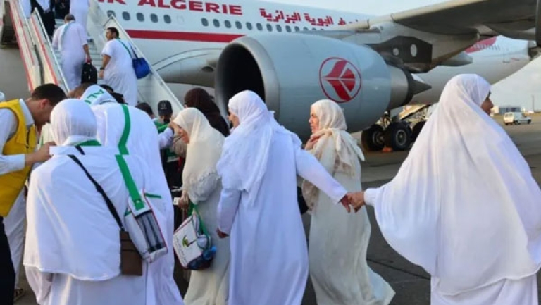 8260 حاج سددوا تكلفة حج 2023 عن طريق بنك الجزائر