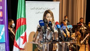 وزيرة الثقافة والفنون، وفاء شعلال