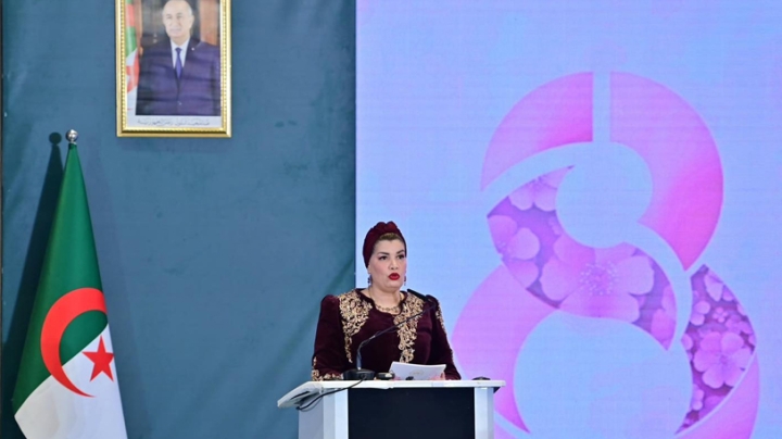 الرئيس تبون يولي عناية خاصة لترقية مكانة المرأة