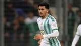 مهاجم المنتخب الوطني، منصف بكرار