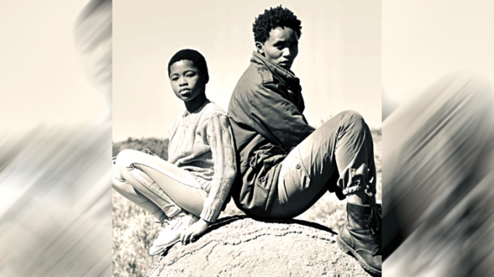 رحلة بين الواقع والخيال