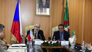 تنصيب المجموعة البرلمانية للصداقة الجزائر ـ التشيك