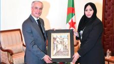 وزيرة العلاقات مع البرلمان، السيدة بسمة عزوار- سفير الجمهورية البرتغالية بالجزائر، السيد لويس دي ألبوكويركي فيلوسو