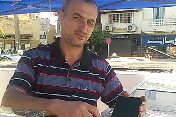 الحلي الفضية الملونة تلقى رواجا كبيرا في موسم الصيف