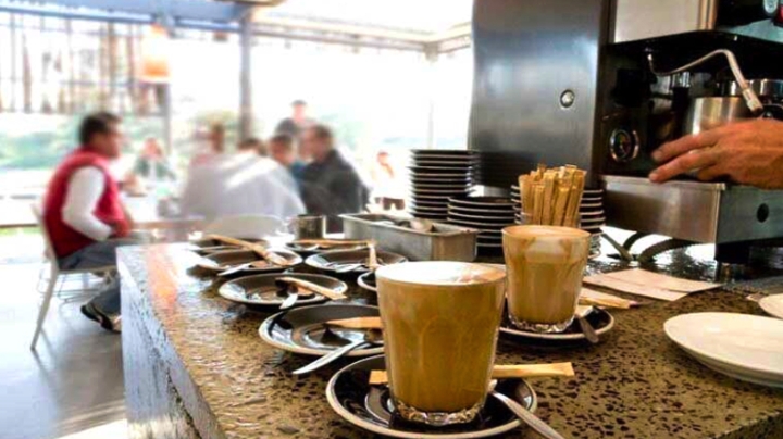 انشغالات أصحاب المقاهي على طاولة وزارة التجارة