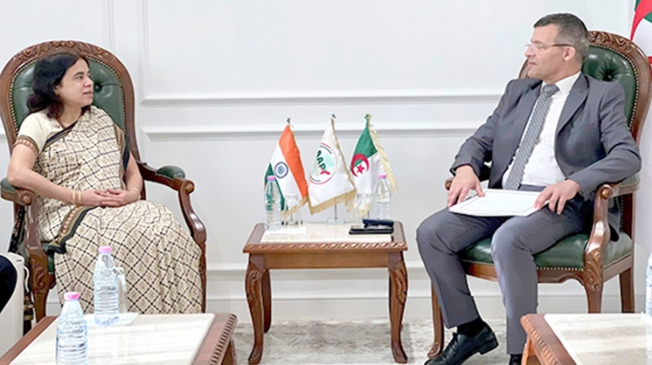 ممثلو 40 شركة هندية يزورون الجزائر