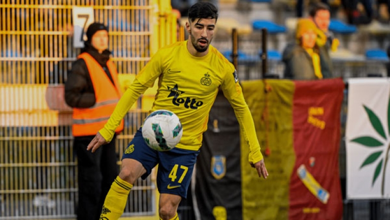 وستهام الإنجليزي يسرع عملية ضم عمورة