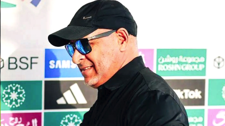 نور الدين زكري يقترب من تدريب ناد جديد