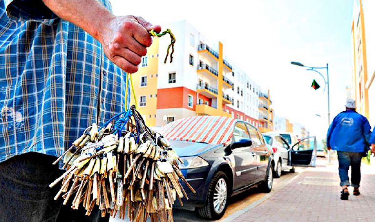 توزيع 2100 مسكن من مختلف الصيغ