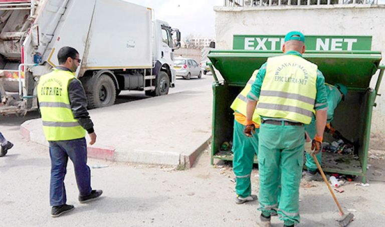 تنصيب المؤسسة المكلّفة بالنظافة وجمع النفايات