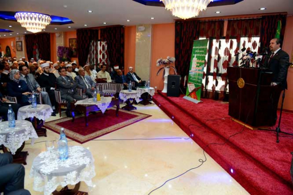 عيسى يدعو الى إبراز المرجعية الوطنية في الحفظ والتعليم�