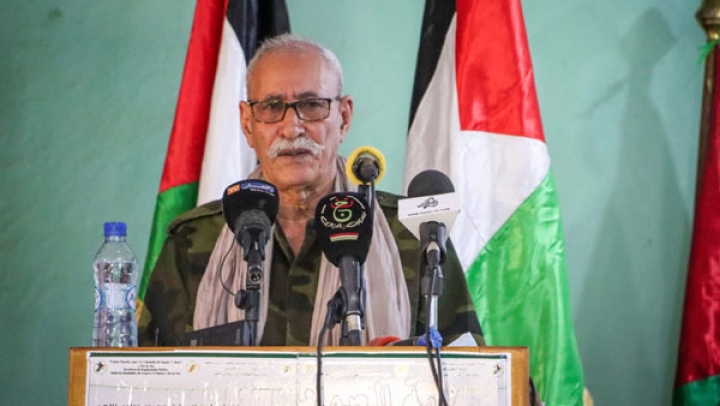 الرئيس الصحراوي يجدد التشبث بالكفاح المسلّح في خمسينية البوليزاريو