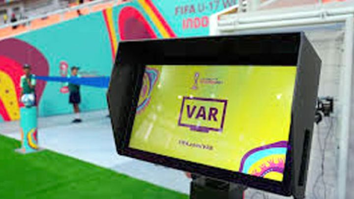 التحكيم في قفص الاتهام، احتجاجات بالجملة و"الفار" خارج التغطية