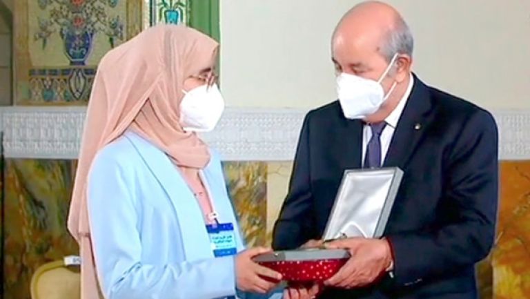 &quot;عباقرة البكالوريا&quot;.. مفتاح آخر للجزائر الجديدة