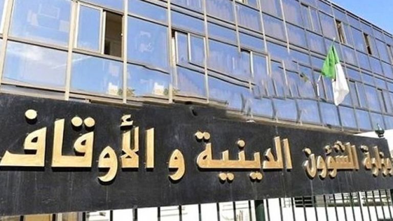 مسألة صلاة التراويح قيد الدراسة