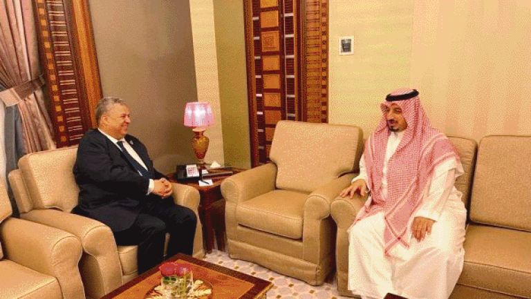 صفحة جديدة بين "الفاف" والاتحاد العربي لكرة القدم