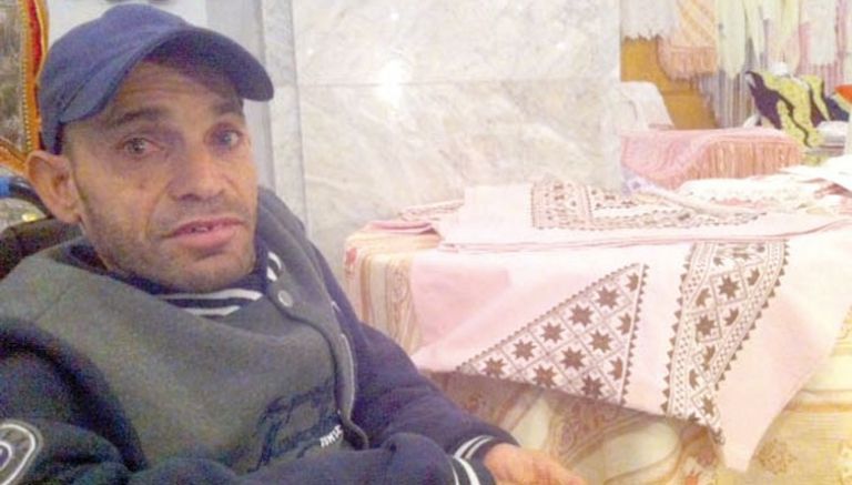 «غرزة الحساب» تراث ومصدر رزق لي