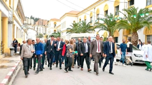 وفد برلماني يعاين المنشآت الصحية بقسنطينة