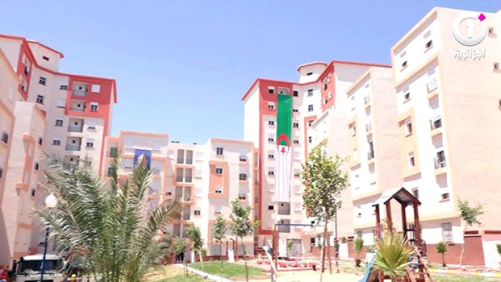 تحقيقات معمَّقة لتحديد المستفيدين من 230 سكن
