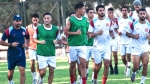 "السنافر" يريدون الفوز قبل التفكير في لقاء العودة
