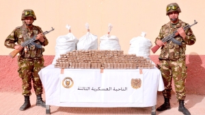 إحباط محاولة إدخال 5 قناطير من الكيف عبر الحدود مع المغرب