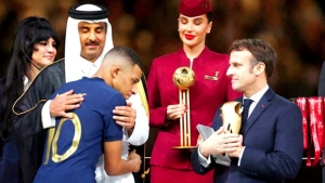 مبابي في اجتماع رئاسيٍّ