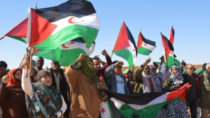 الأمينة العامة لحزب الشعب البوتسواني، السيدة نونو كغافيلا موكوكا-السفير الصحراوي ببوتسوانا، السيد ماءالعينين لكحل