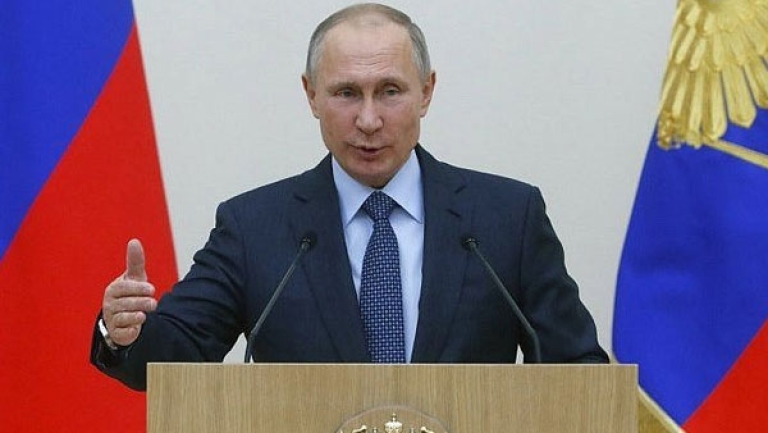 الرئيس الروسي يحمّل الغرب مسؤولية التصعيد