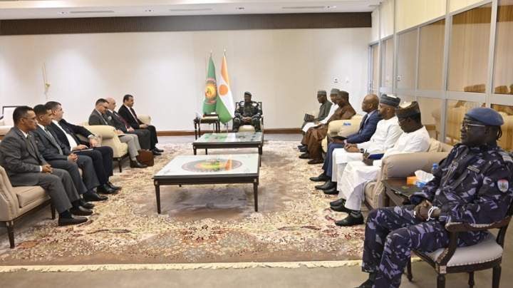 نيامي تثمّن جهود الجزائر لتجسيد مشروع أنبوب الغاز العابر للصحراء