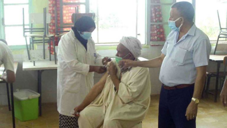 24,73 ٪ فقط من السكان تلقوا الجرعة الأولى