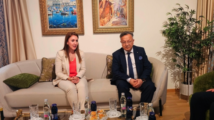 بداري يزور سفارة الجزائر بليوبليانا