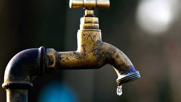 انقطاع المياه عن 19 بلدية